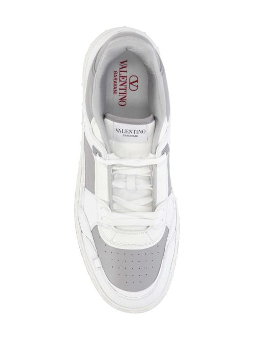 White/medium grey leather Rockstud sneaker Valentino Garavani | 4Y2S0H43RDG832